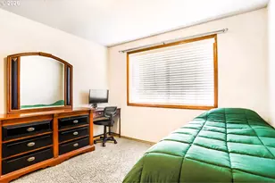 841 12th St, Lafayette, OR 97127 - Photo 27