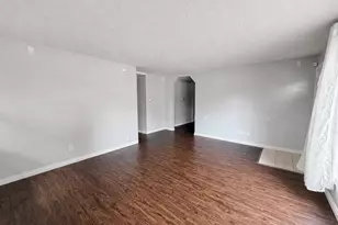 14645 SE Mill St, Portland, OR 97233 - Photo 5