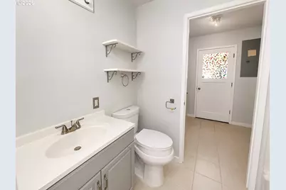 14645 SE Mill St, Portland, OR 97233 - Photo 15