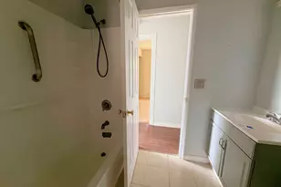 14645 SE Mill St, Portland, OR 97233 - Photo 17