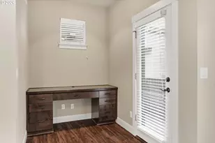 14323 SW Burlwood Ln, Beaverton, OR 97005 - Photo 13