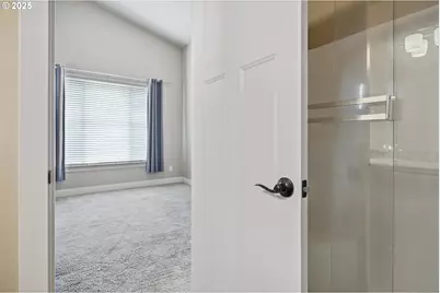 14323 SW Burlwood Ln, Beaverton, OR 97005 - Photo 27