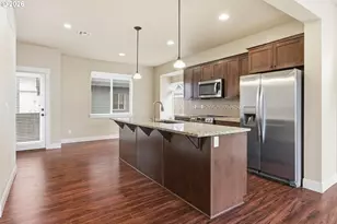 14323 SW Burlwood Ln, Beaverton, OR 97005 - Photo 3