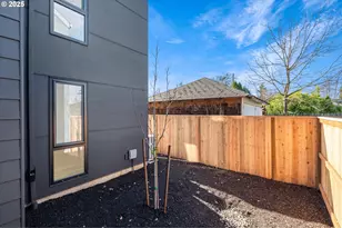 5498 SE Boise St, Portland, OR 97206 - Photo 17