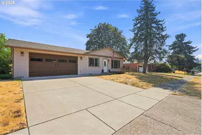 406 E Mission Dr, Newberg, OR 97132 - Photo 1