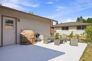 406 E Mission Dr, Newberg, OR 97132 - Photo 19