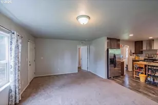 38381 Crawfordsville Dr, Sweet Home, OR 97386 - Photo 13