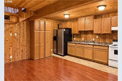 91170 Cape Arago Hwy, Coos Bay, OR 97420 - Photo 9