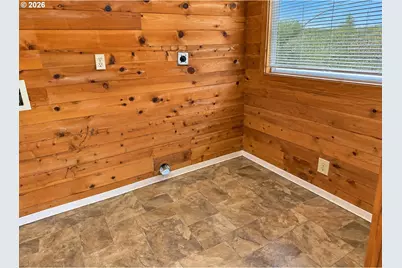 91170 Cape Arago Hwy, Coos Bay, OR 97420 - Photo 13