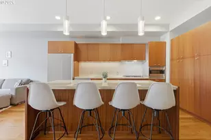 841 S Gaines St, Portland, OR 97239 - Photo 9