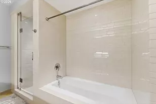 841 S Gaines St, Portland, OR 97239 - Photo 23