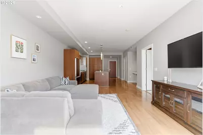 841 S Gaines St #433, Portland, OR 97239 - Photo 15