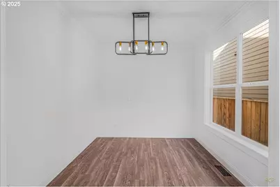 14641 SE Thornapple Ln, Milwaukie, OR 97267 - Photo 7