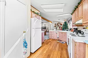 977 S Harbor St, Rockaway Beach, OR 97136 - Photo 15