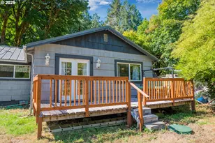 12407 Hwy 36, Swisshome, OR 97480 - Photo 11