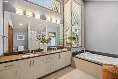 4273 Sundew Ct, Lake Oswego, OR 97035 - Photo 25