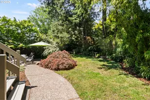 4273 Sundew Ct, Lake Oswego, OR 97035 - Photo 33