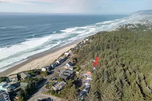 2160 SW Coast Ave, Lincoln City, OR 97367 - Photo 43