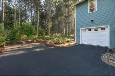 2160 SW Coast Ave, Lincoln City, OR 97367 - Photo 39