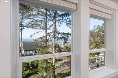 2160 SW Coast Ave, Lincoln City, OR 97367 - Photo 31