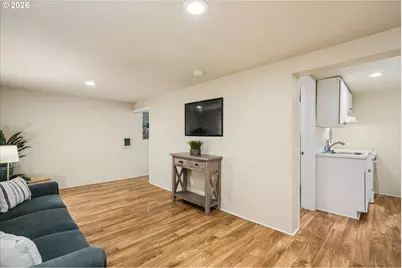 1274 W 5th Ave, Eugene, OR 97402 - Photo 27