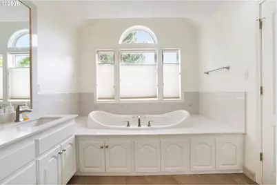 680 NW 167th Ave, Beaverton, OR 97006 - Photo 35