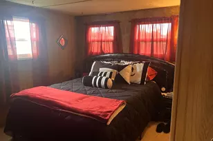 522 SE 199th Ave, Portland, OR 97233 - Photo 5