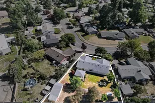2625 Elysium Ave, Eugene, OR 97401 - Photo 3