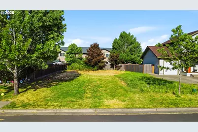 235 SE Hope Ct, Sheridan, OR 97378 - Photo 1