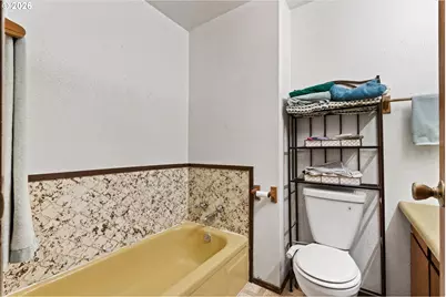 505 W Greenwood St, Enterprise, OR 97828 - Photo 25
