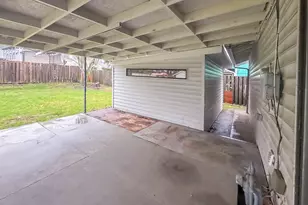 16830 SE Rhine St, Portland, OR 97236 - Photo 15