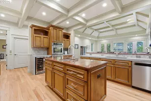 17410 Upper Cherry Ln, Lake Oswego, OR 97034 - Photo 9