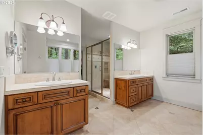 17410 Upper Cherry Ln, Lake Oswego, OR 97034 - Photo 19