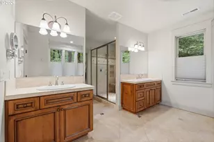 17410 Upper Cherry Ln, Lake Oswego, OR 97034 - Photo 19