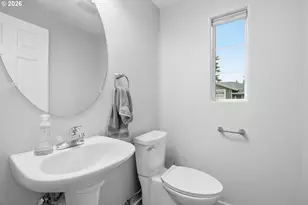 10801 SW Canterbury Ln, Portland, OR 97224 - Photo 11