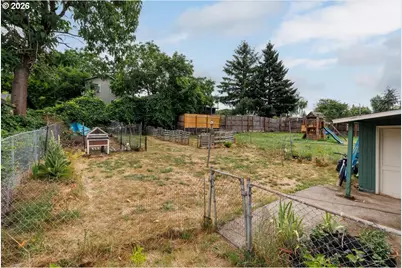 10021 SE Harold St, Portland, OR 97035 - Photo 27