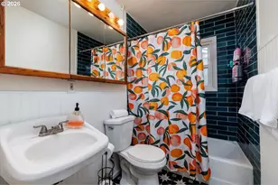 10021 SE Harold St, Portland, OR 97035 - Photo 23