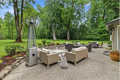 653 Victoria Pl, West Linn, OR 97068 - Photo 43