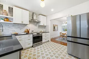 2451 SE Salmon St, Portland, OR 97214 - Photo 11