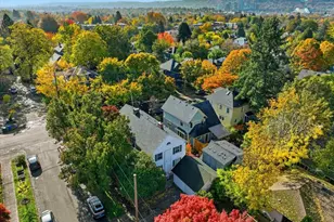 2451 SE Salmon St, Portland, OR 97214 - Photo 43