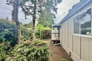 1600 Rhododendron Dr, Florence, OR 97439 - Photo 45