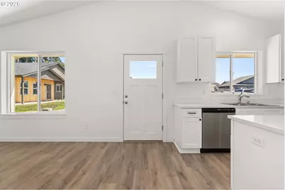 3001 Orange Ct, Winlock, WA 98596 - Photo 3