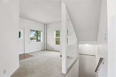 589 NW 3rd Ave, Canby, OR 97013 - Photo 3