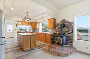 589 NW 3rd Ave, Canby, OR 97013 - Photo 7