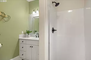 28800 SW Wildhaven Ln, Hillsboro, OR 97123 - Photo 23