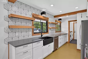 7021 SW Stephen Ln, Portland, OR 97225 - Photo 11