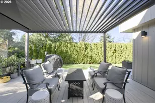 16782 SW Hargis Rd, Beaverton, OR 97007 - Photo 37