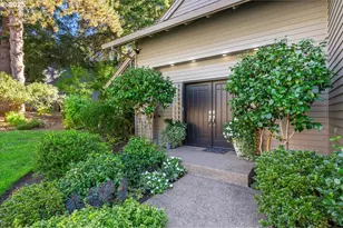 4217 Albert Cir, Lake Oswego, OR 97035 - Photo 7