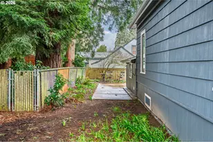 1139 NW Yamhill St, McMinnville, OR 97128 - Photo 33