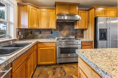 3796 Illahe Hill Rd S, Salem, OR 97302 - Photo 17